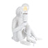 GloboStar® APES 01808 Μοντέρνο Φωτιστικό Πορτατίφ Λαμπατέρ Μονόφωτο 1 x E27 Λευκό Φιγούρα L30 x W27 x H30cm - ledmania.gr