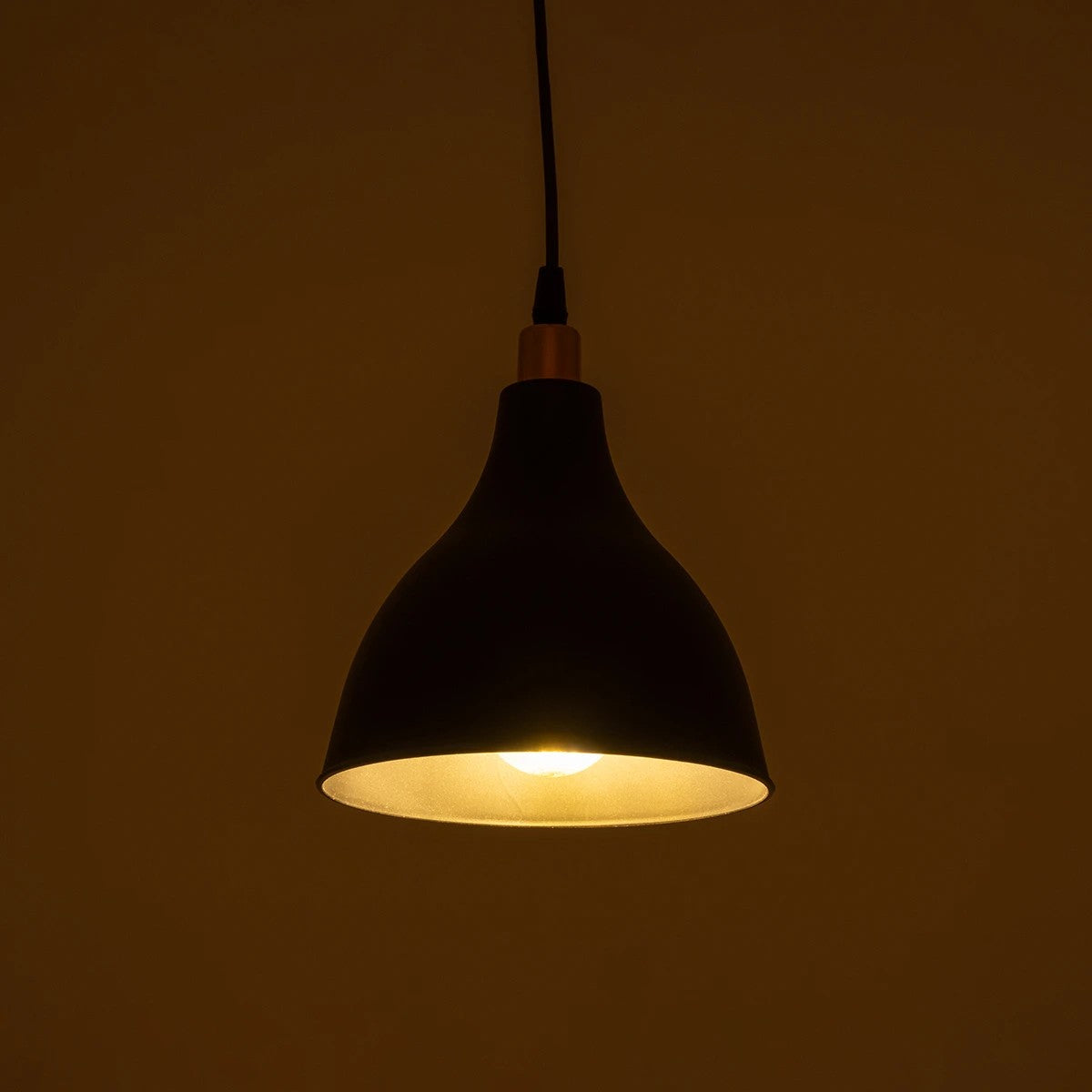 GLOBOSTAR® RADE 203-0124 Μοντέρνο Κρεμαστό Φωτιστικό Οροφής με Ντουί 1 x E27 AC 220-240V IP20 - Μαύρο & Χάλκινο - Μ18.5 x Π18.5 x Υ23cm - ledmania.gr