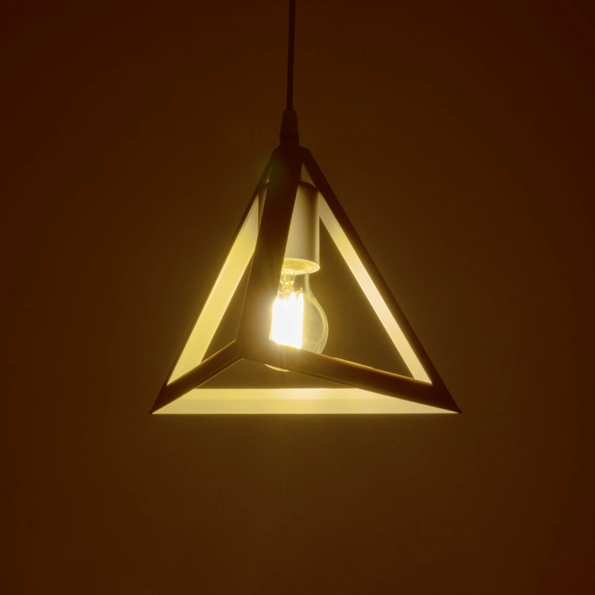 GLOBOSTAR® TRIANGLE 203-0163 Μοντέρνο Κρεμαστό Φωτιστικό Οροφής με Ντουί 1 x E27 AC 220-240V IP20 - Λευκό - Μ24 x Π24 x Υ22cm - ledmania.gr