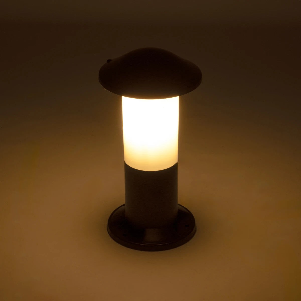GloboStar® GARDENIO 203-0246 Μοντέρνο Επιδαπέδιο Φωτιστικό Κολωνάκι Κήπου Μονόφωτο 1 x E27 IP44 Μαύρο Πλαστικό - Μ15 x Π15 x Υ32cm - ledmania.gr