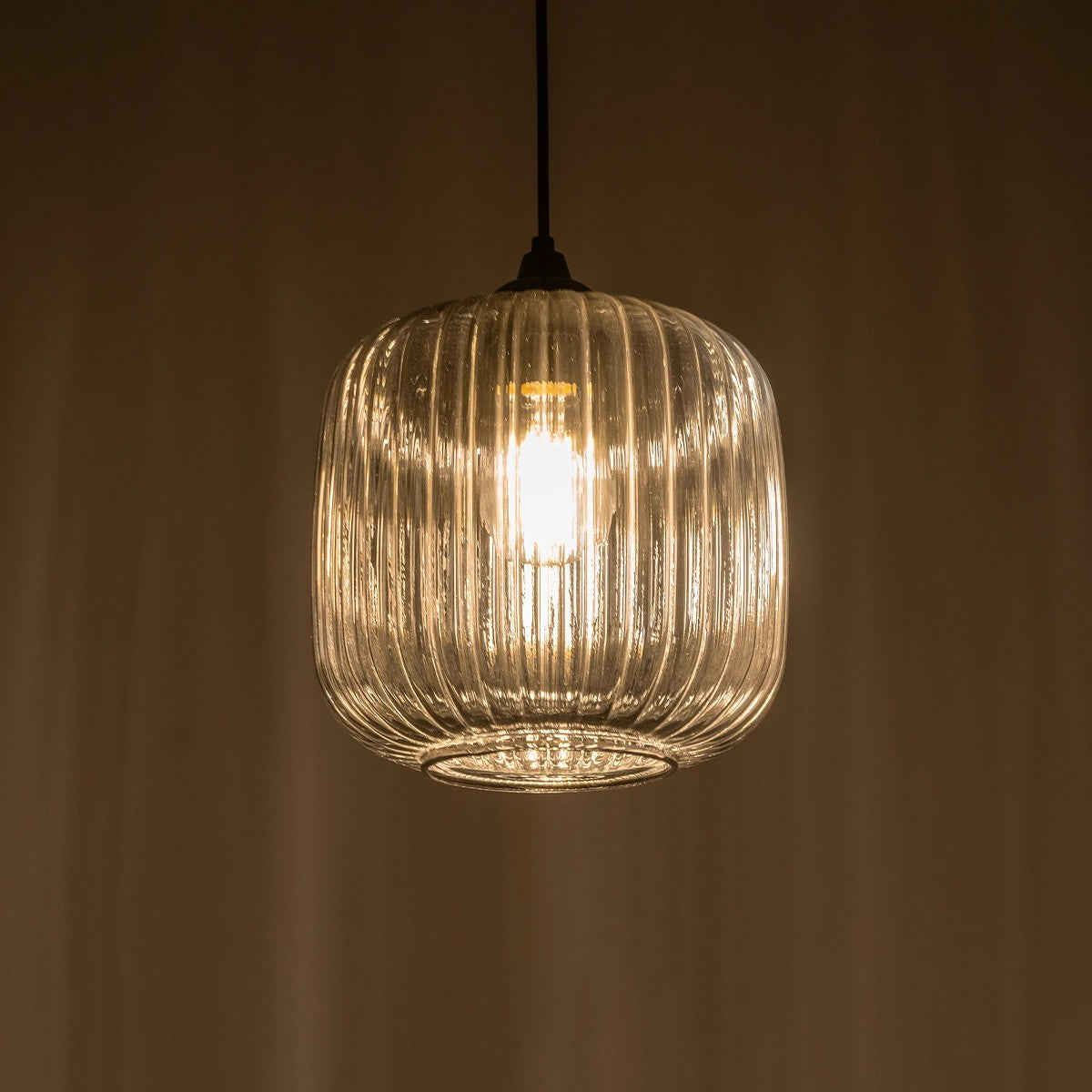 GLOBOSTAR® MELONI 206-0014 Μοντέρνο Κρεμαστό Φωτιστικό Οροφής με Ντουί 1 x E27 AC 220-240V IP20 - Μαύρο Φιμέ - Μ20 x Π20 x Υ24cm - ledmania.gr