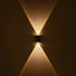 GLOBOSTAR® HIKARI 60685 Μοντέρνο Φωτιστικό Τοίχου - Απλίκα LED 4W 500lm 30° AC 220-240V Αδιάβροχο IP65 Θερμό Λευκό 2700K - CREE XPE Chip & TÜV SÜD Driver - Μαύρο Ματ - Μ6 x Π4 x Υ10.5cm - 5 Χρόνια Εγγύηση