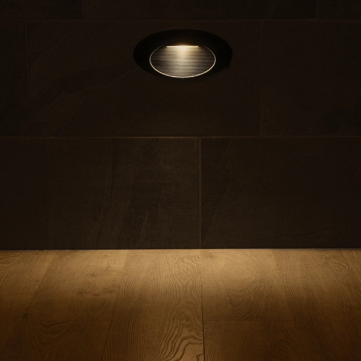 kelvo® STEPART KLV-101-0098 Μοντέρνο Φωτιστικό Σκαλοπατιού - Διαδρόμου LED 3W 375lm 45° AC 220-240V Αδιάβροχο IP65 Θερμό Λευκό 2700K - Lumileds SMD Chip & TÜV SÜD Driver - Μαύρο Ματ - Μ26 x Π5.5 x Υ13cm - 5 Χρόνια Εγγύηση - ledmania.gr