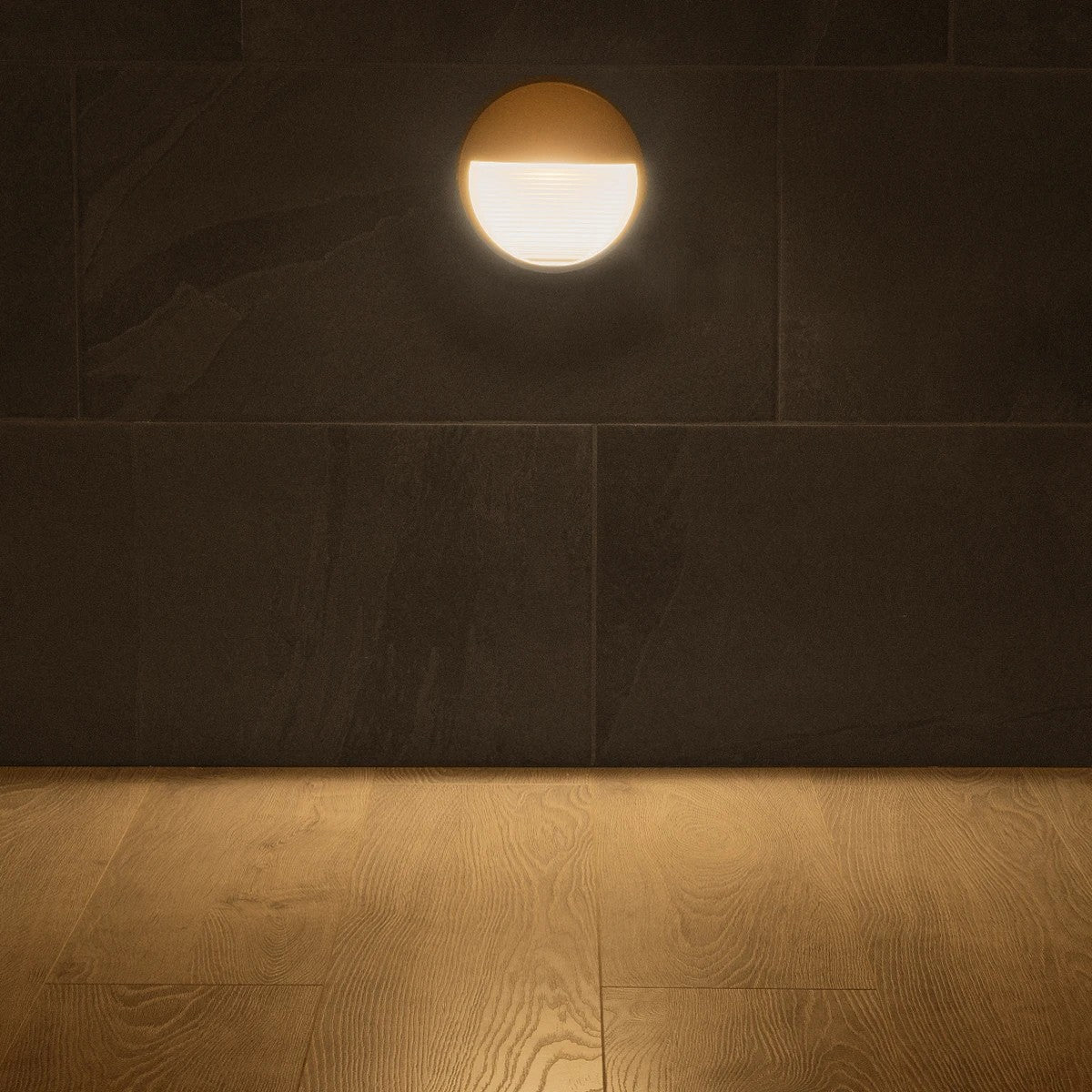 kelvo® STEPART KLV-101-0097 Μοντέρνο Φωτιστικό Σκαλοπατιού - Διαδρόμου LED 3W 375lm 45° AC 220-240V Αδιάβροχο IP65 Θερμό Λευκό 2700K - Lumileds SMD Chip & TÜV SÜD Driver - Λευκό Ματ - Μ16 x Π8 x Υ16cm - 5 Χρόνια Εγγύηση - ledmania.gr