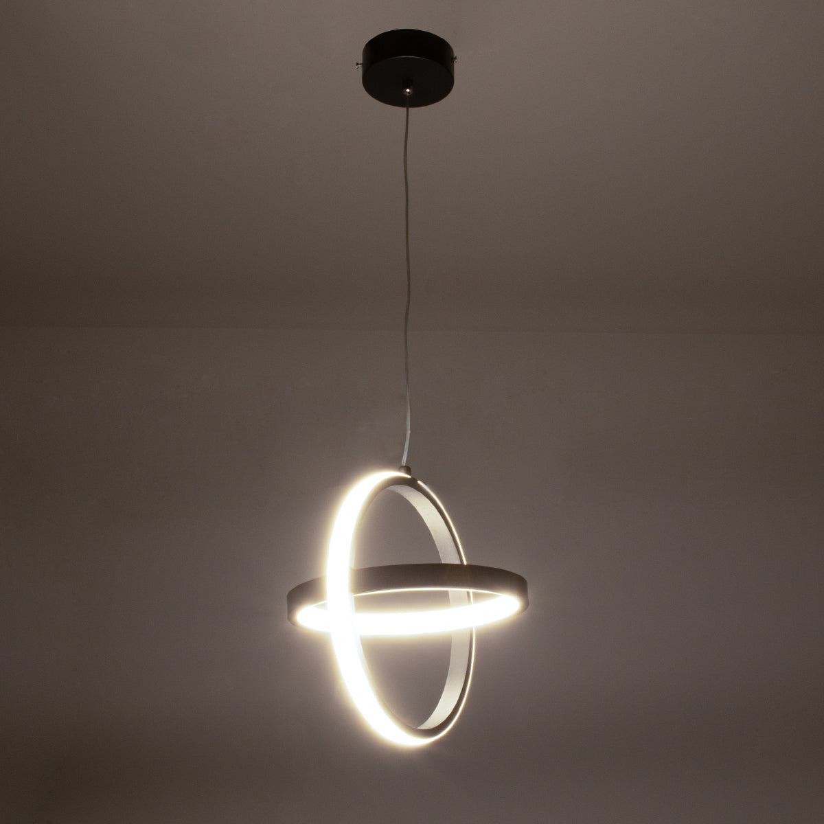 GLOBOSTAR® ALICE 61055 Μοντέρνο Κρεμαστό Φωτιστικό Οροφής LED 20W 2400lm 300° AC 220-240V IP20 Ρυθμιζόμενο Λευκό CCT με On/Off 2700K/4500K/6000K - Lumileds SMD Chip - Μαύρο Ματ - Μ25 x Π22 x Υ25cm - 3 Χρόνια Εγγύηση