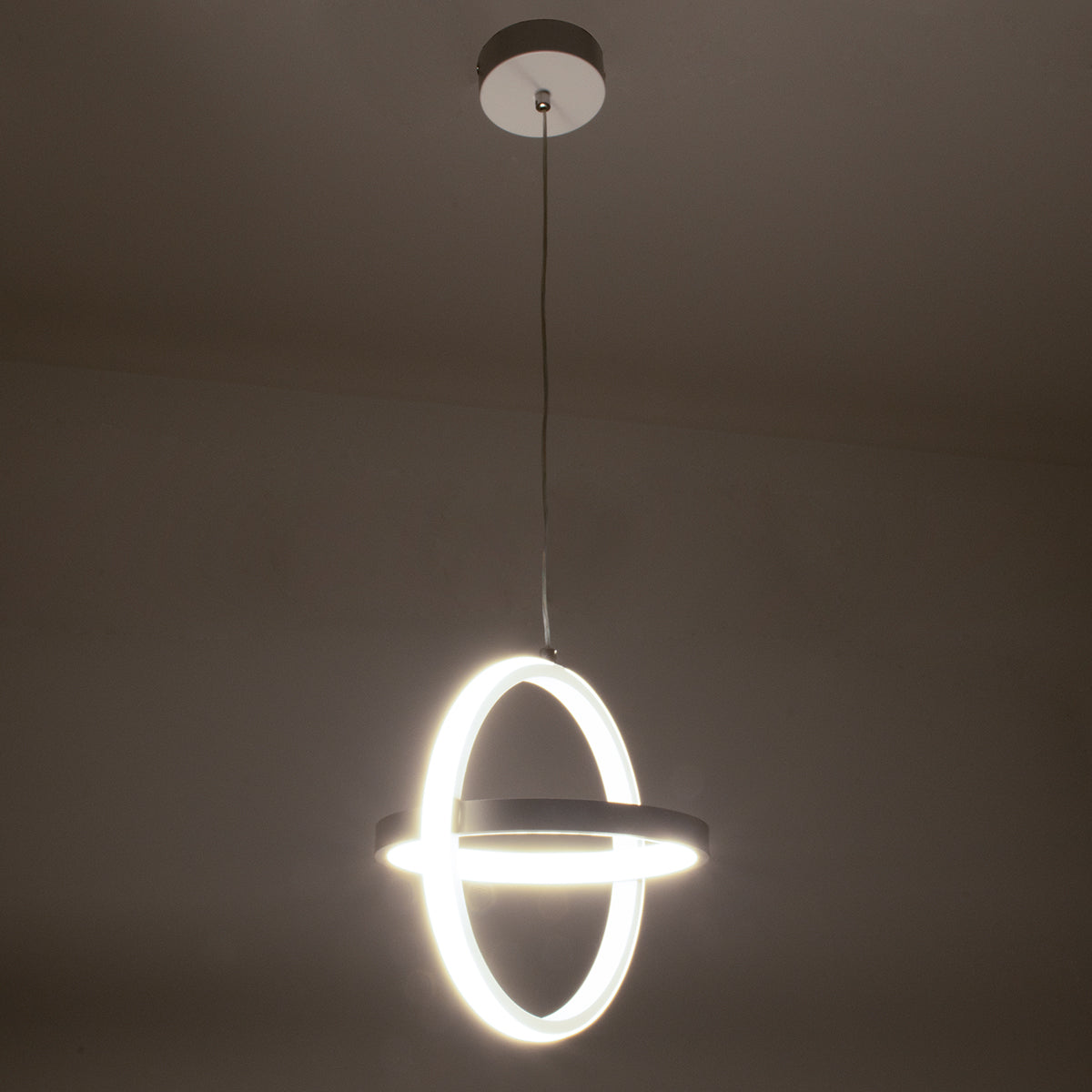 GloboStar® ALICE 61056 Κρεμαστό Φωτιστικό Οροφής Design LED CCT 20W 2400lm 300° AC 220-240V - Εναλλαγή Φωτισμού μέσω Διακόπτη On/Off All In One Ψυχρό 6000k+Φυσικό 4500k+Θερμό 2700k Μ25 x Π22 x Υ25cm - Λευκό - ledmania.gr
