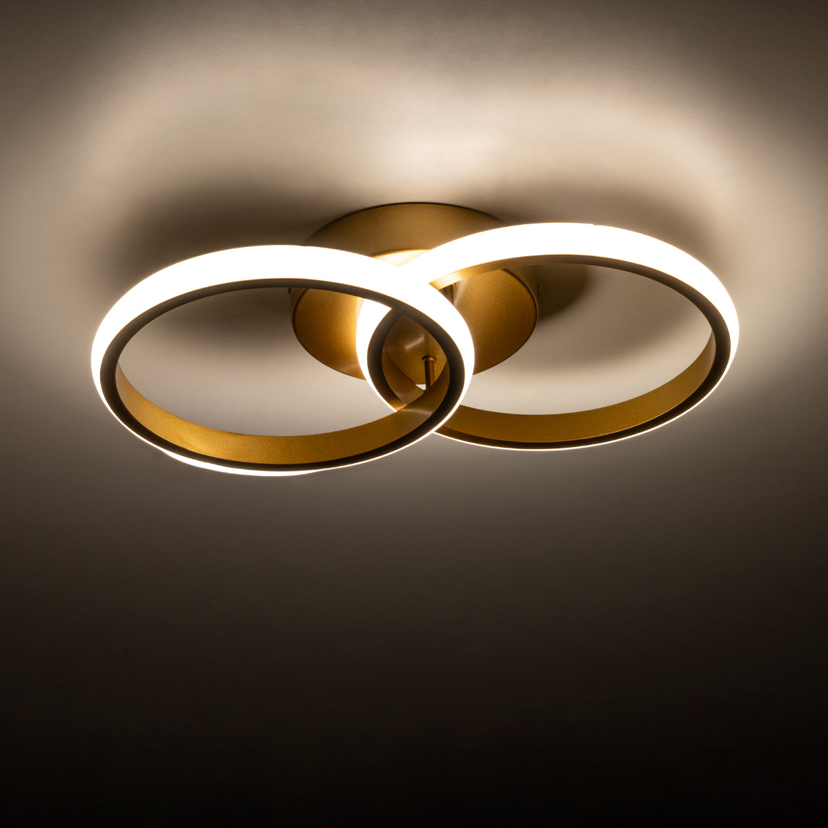 GloboStar® CORA 61060 Φωτιστικό Οροφής Design LED CCT 18W 2160lm 300° AC 220-240V - Εναλλαγή Φωτισμού μέσω Διακόπτη On/Off All In One Ψυχρό 6000k+Φυσικό 4500k+Θερμό 2700k Μ36 x Π20.5 x Υ7cm - Χρυσό Βούρτσας - ledmania.gr