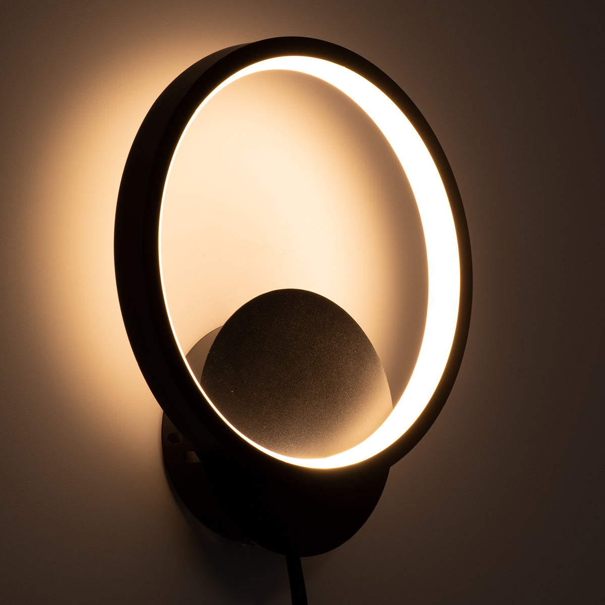 GloboStar® TED 61070 Φωτιστικό Τοίχου - Απλίκα Design LED CCT 9W 1080lm 300° AC 220-240V - Εναλλαγή Φωτισμού μέσω Διακόπτη On/Off All In One Ψυχρό 6000k+Φυσικό 4500k+Θερμό 2700k Μ20 x Π5.5 x Υ23cm - Μαύρο - ledmania.gr