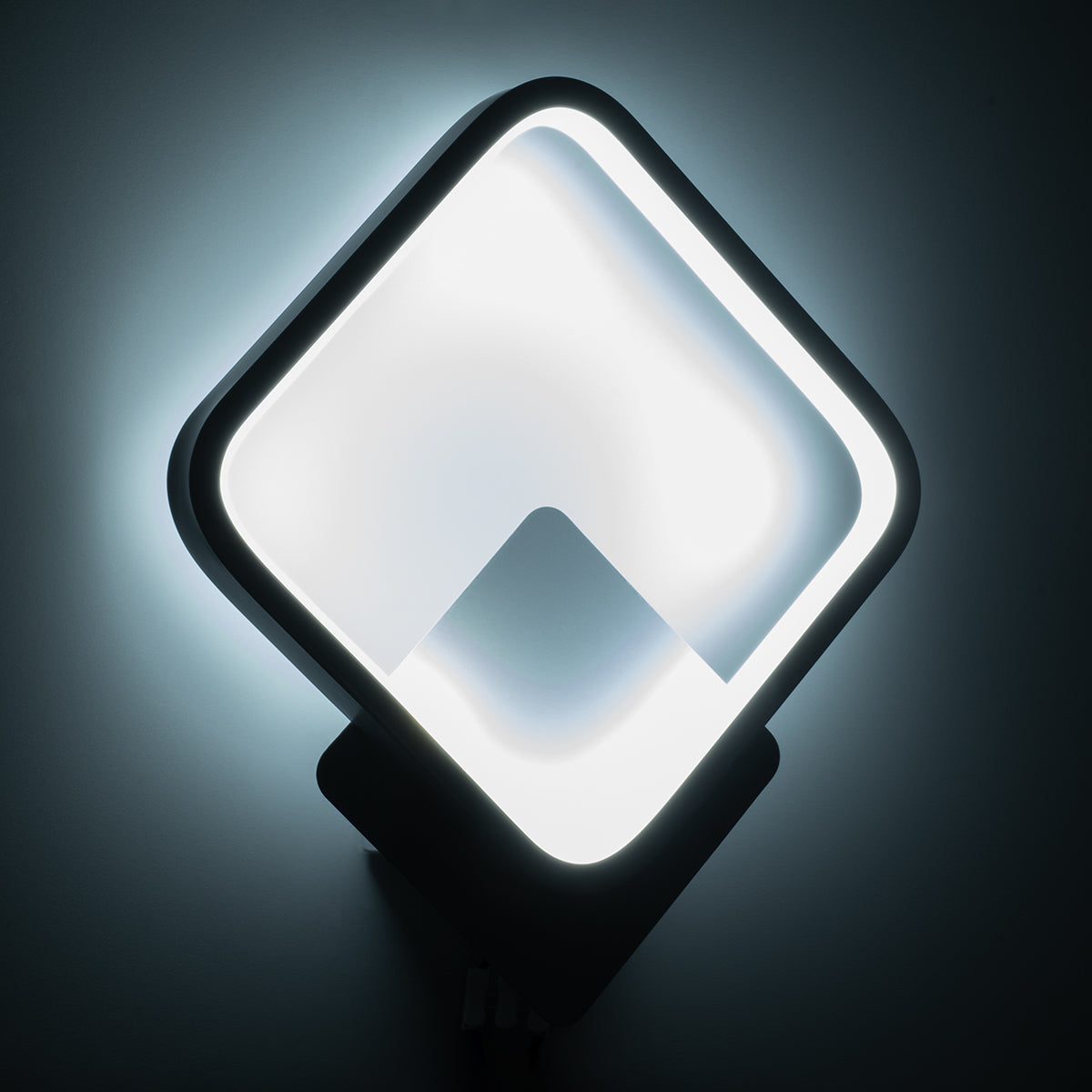 GloboStar® LENA 61080 Φωτιστικό Τοίχου - Απλίκα Design LED CCT 12W 1440lm 300° AC 220-240V - Εναλλαγή Φωτισμού μέσω Διακόπτη On/Off All In One Ψυχρό 6000k+Φυσικό 4500k+Θερμό 2700k Μ25 x Π5.5 x Υ29.5cm - Λευκό - ledmania.gr