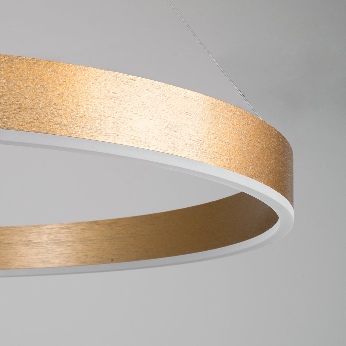 GLOBOSTAR® VENOM 61181 Μοντέρνο Κρεμαστό Φωτιστικό Οροφής LED 67W 7863lm 120° AC 220-240V IP20 Ρυθμιζόμενο Λευκό CCT με Χειριστήριο από 2700K έως 6000K Dimmable - Lumileds SMD Chip - Χρυσό Βούρτσας - Μ80 x Π80 x Υ6.5cm - 3 Χρόνια Εγγύηση - ledmania.gr