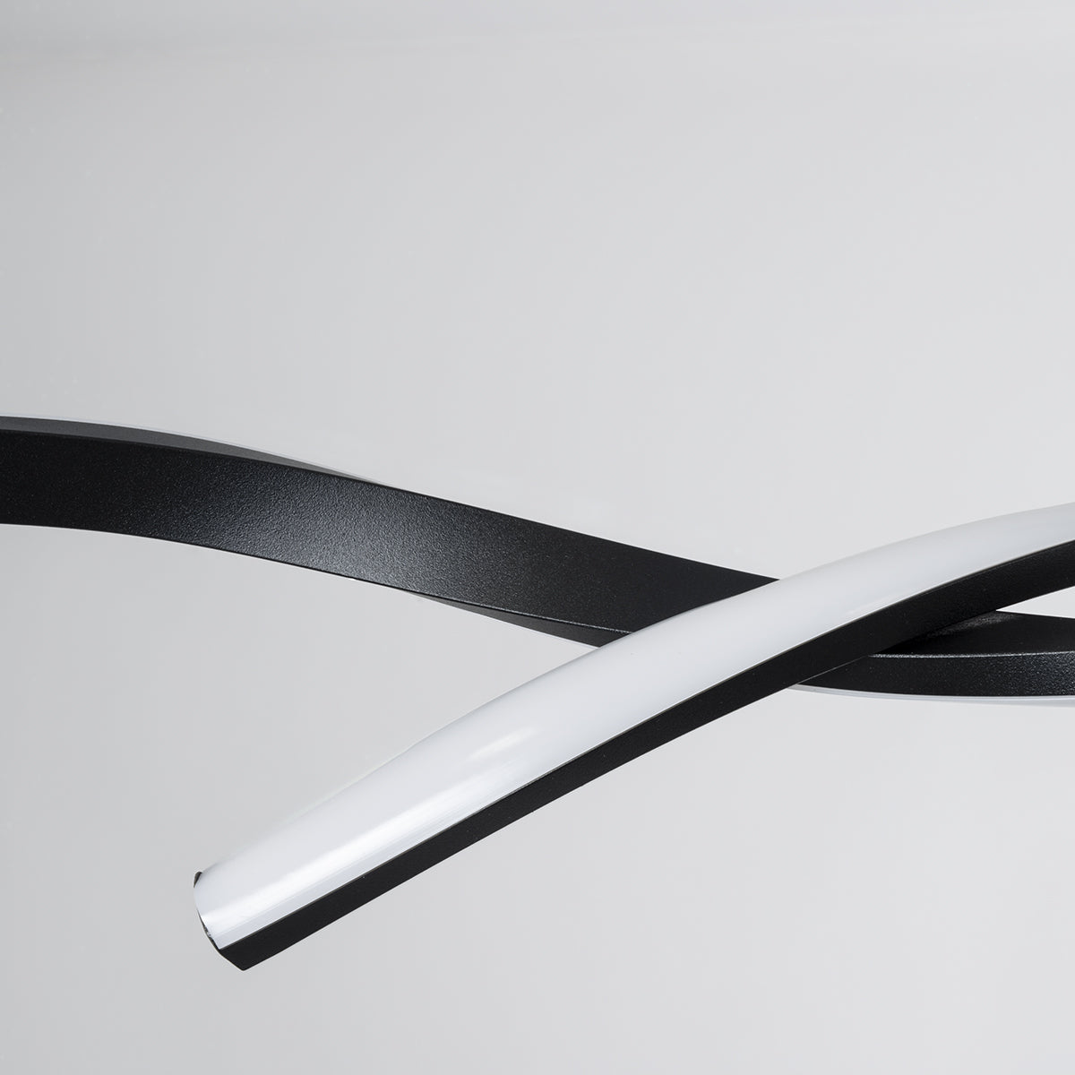 GLOBOSTAR® MORALES 61275 Μοντέρνο Κρεμαστό Φωτιστικό Οροφής LED 54W 6048lm 300° AC 220-240V IP20 Ρυθμιζόμενο Λευκό CCT με Χειριστήριο από 2700K έως 6000K Dimmable - Lumileds SMD Chip - Μαύρο Ματ - Μ90 x Π14 x Υ14cm - 3 Χρόνια Εγγύηση - ledmania.gr