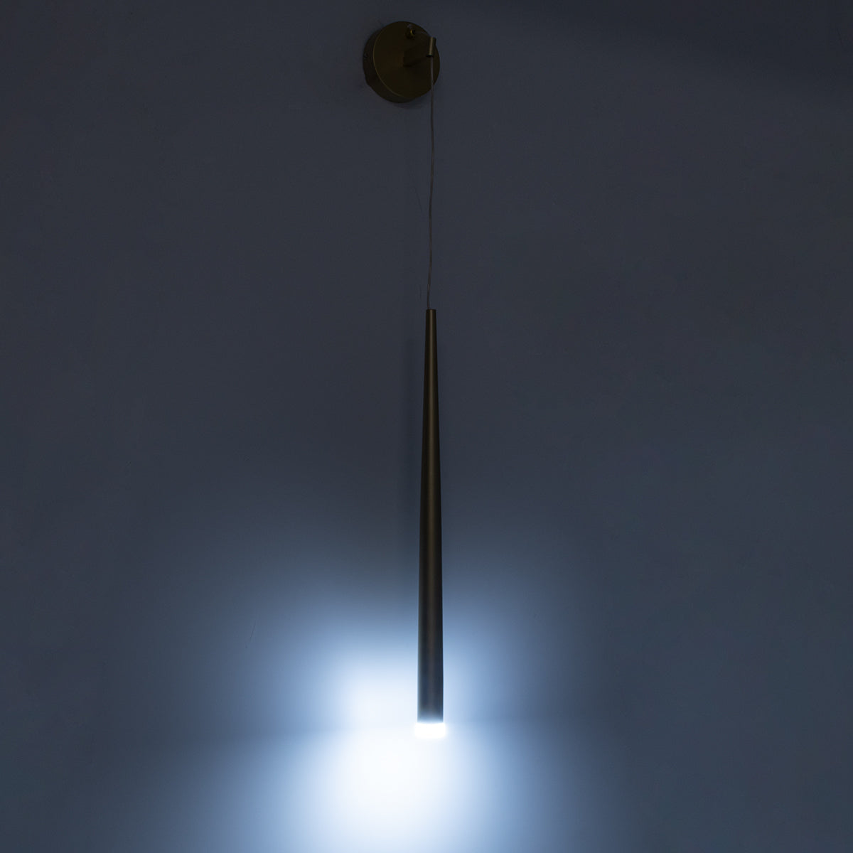 GloboStar® TEARS 61315 Φωτιστικό Τοίχου - Απλίκα Design LED CCT 3W 330lm 180° AC 220-240V - Εναλλαγή Φωτισμού μέσω Διακόπτη On/Off All In One Ψυχρό 6000k+Φυσικό 4500k+Θερμό 2700k Φ3.2 x Υ51.5cm - Μαύρο - 3 Years Warranty - ledmania.gr