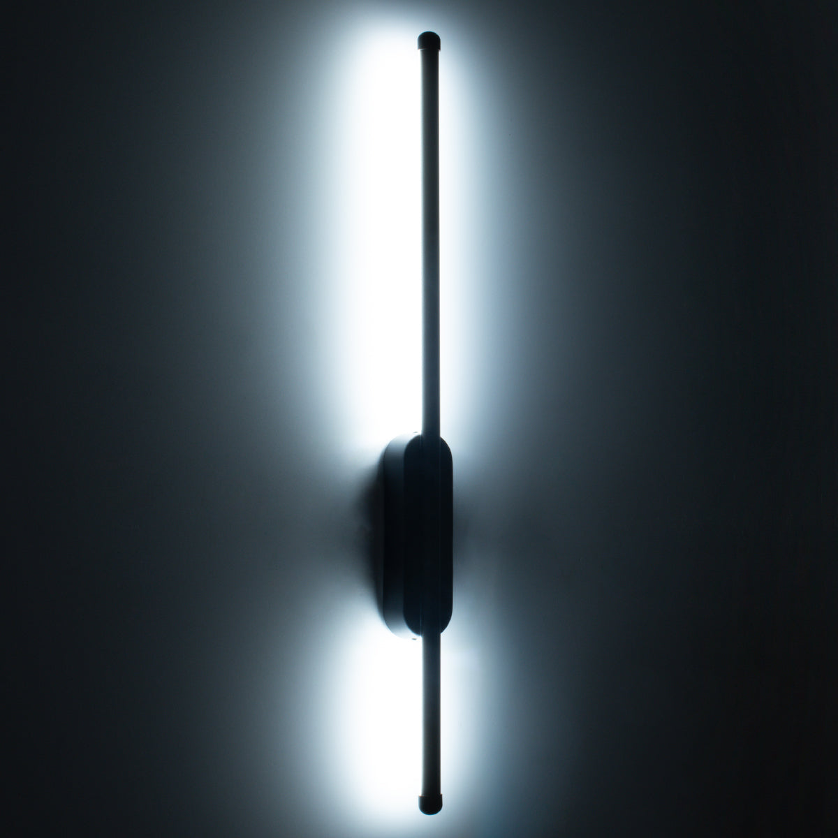 GloboStar® HARLEM 61331 Φωτιστικό Τοίχου - Απλίκα Design LED CCT 9W 1080lm 120° AC 220-240V - Εναλλαγή Φωτισμού μέσω Διακόπτη On/Off All In One Ψυχρό 6000k+Φυσικό 4500k+Θερμό 2700k Μ5 x Π4 x Υ60cm - Μαύρο - 3 Years Warranty - ledmania.gr