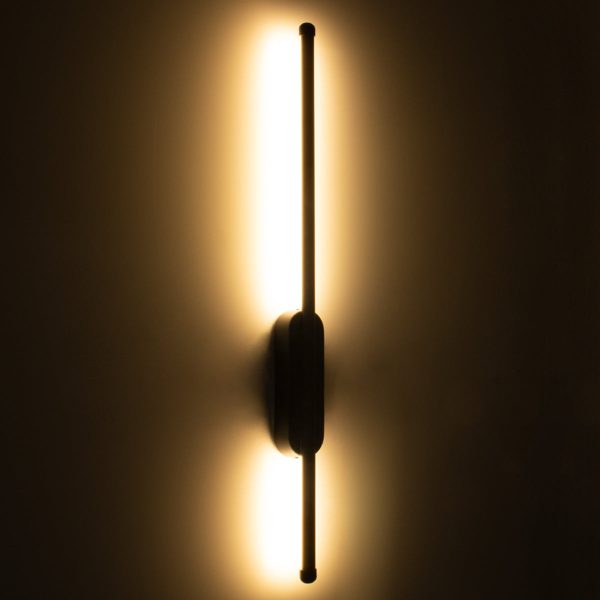 GloboStar® HARLEM 61331 Φωτιστικό Τοίχου - Απλίκα Design LED CCT 9W 1080lm 120° AC 220-240V - Εναλλαγή Φωτισμού μέσω Διακόπτη On/Off All In One Ψυχρό 6000k+Φυσικό 4500k+Θερμό 2700k Μ5 x Π4 x Υ60cm - Μαύρο - 3 Years Warranty - ledmania.gr