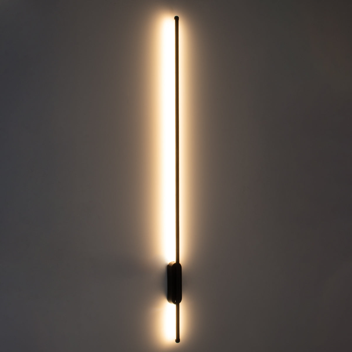 GloboStar® HARLEM 61335 Φωτιστικό Τοίχου - Απλίκα Design LED CCT 18W 2160lm 120° AC 220-240V - Εναλλαγή Φωτισμού μέσω Διακόπτη On/Off All In One Ψυχρό 6000k+Φυσικό 4500k+Θερμό 2700k Μ5 x Π4 x Υ120cm - Μαύρο - 3 Years Warranty - ledmania.gr