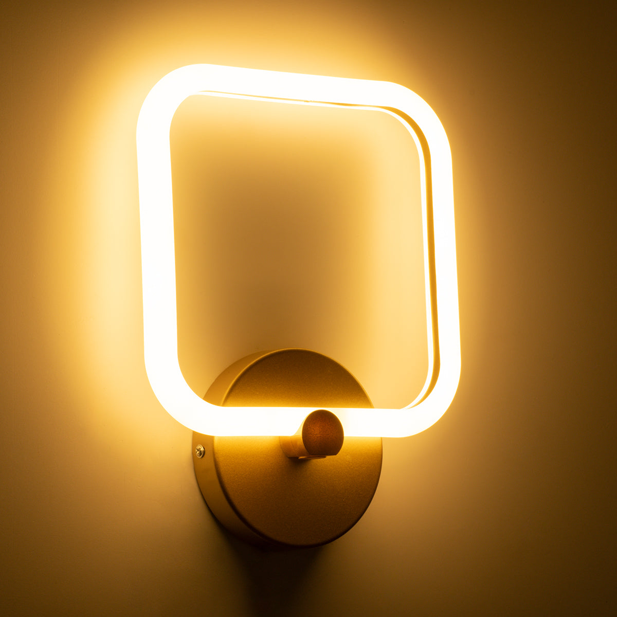 GloboStar® ELIZA 61344 Φωτιστικό Τοίχου - Απλίκα Design LED CCT 8W 960lm 360° AC 220-240V - Εναλλαγή Φωτισμού μέσω Διακόπτη On/Off All In One Ψυχρό 6000k+Φυσικό 4500k+Θερμό 2700k Μ22 x Π5 x Υ28.5cm - Χρυσό - 3 Years Warranty - ledmania.gr