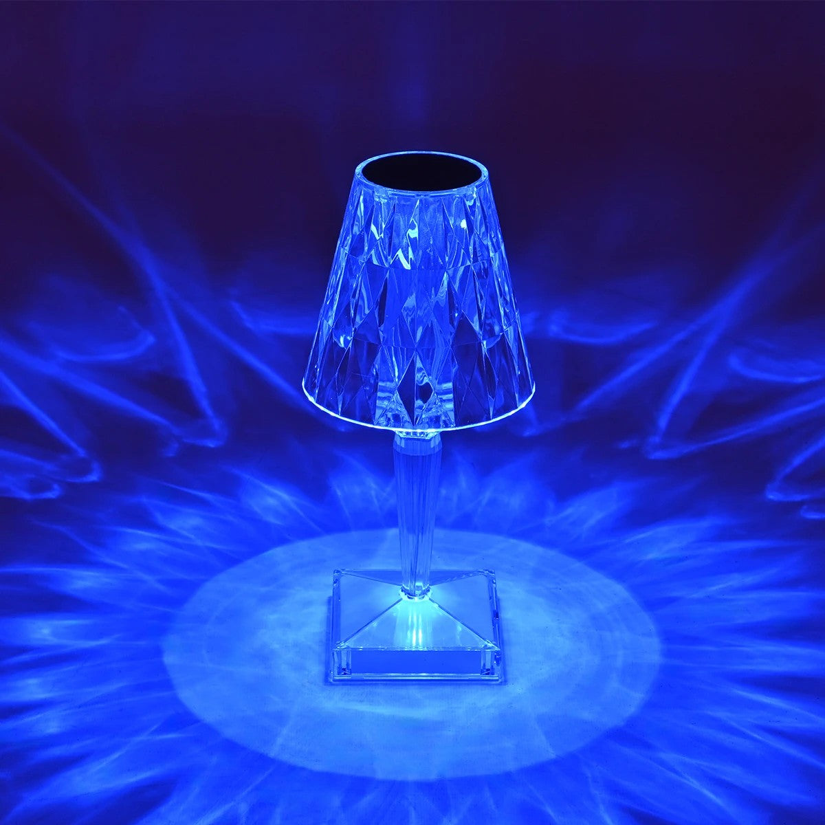 GLOBOSTAR® CRYSTAL 62042 Μοντέρνο Επιτραπέζιο Φωτιστικό Πορτατίφ LED 1W 100lm 360° DC 5V USB-C με Επαναφορτιζόμενη Μπαταρία Li-ion 3.7V 1600mAh IP44 Πολύχρωμο RGBW με Χειριστήριο Dimmable - Sanan SMD Chip - Διάφανο - Μ11.5 x Π11.5 x Υ25.5cm - 3 Χρόνια ... - ledmania.gr
