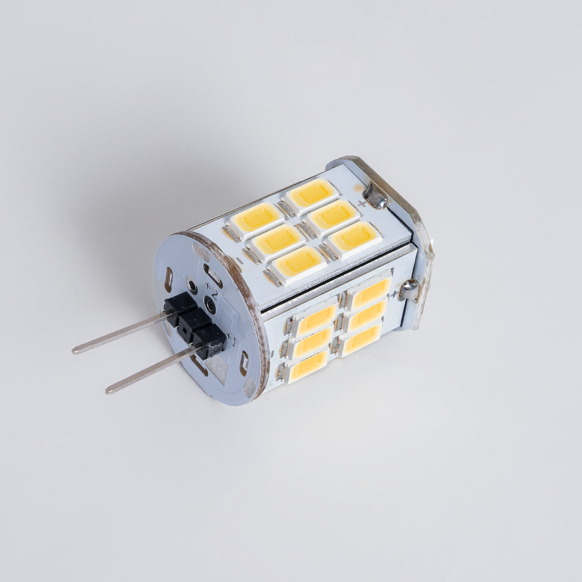 GLOBOSTAR® G4BACK 76136 Λάμπα G4 LED 6W 600lm 320° DC 12-24V IP20 Θερμό Λευκό 2700K Dimmable - Sanan SMD Chip - Back Pin - Μ1.9 x Π1.9 x Υ3.7cm - 2 Χρόνια Εγγύηση - ledmania.gr