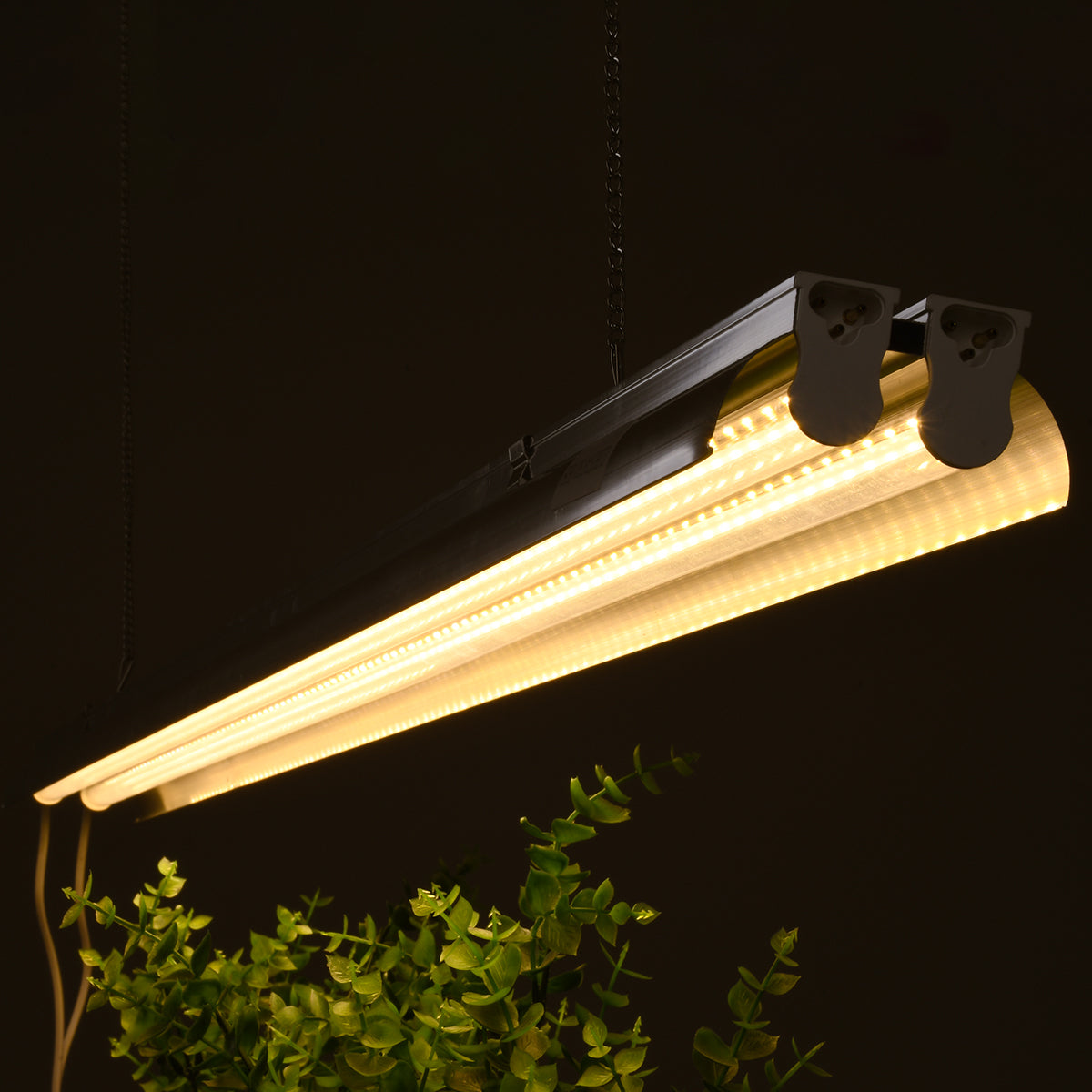 GloboStar® 85959 Linear Grow Light Hydro Spectrum LED Γραμμικό Φωτιστικό Ανάπτυξης Φυτών Υδροπονικού Θερμοκηπίου 120cm SMD 2835 200W 120° AC230V IP54 Εσωτερικού Χώρου για Κάλυψη Επιφάνειας 1.2m x 1.2m - ledmania.gr