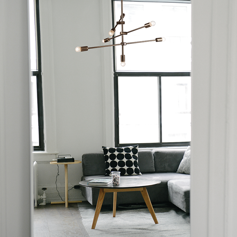 ΚΡΕΜΑΣΤΟ Φ/Σ 7ΧΕ27 ΜΕΤΑΛΛΙΚΟ ΟΡΕΙΧΑΛΚΟ Φ80ΧΗ130CM LUTHER - ledmania.gr