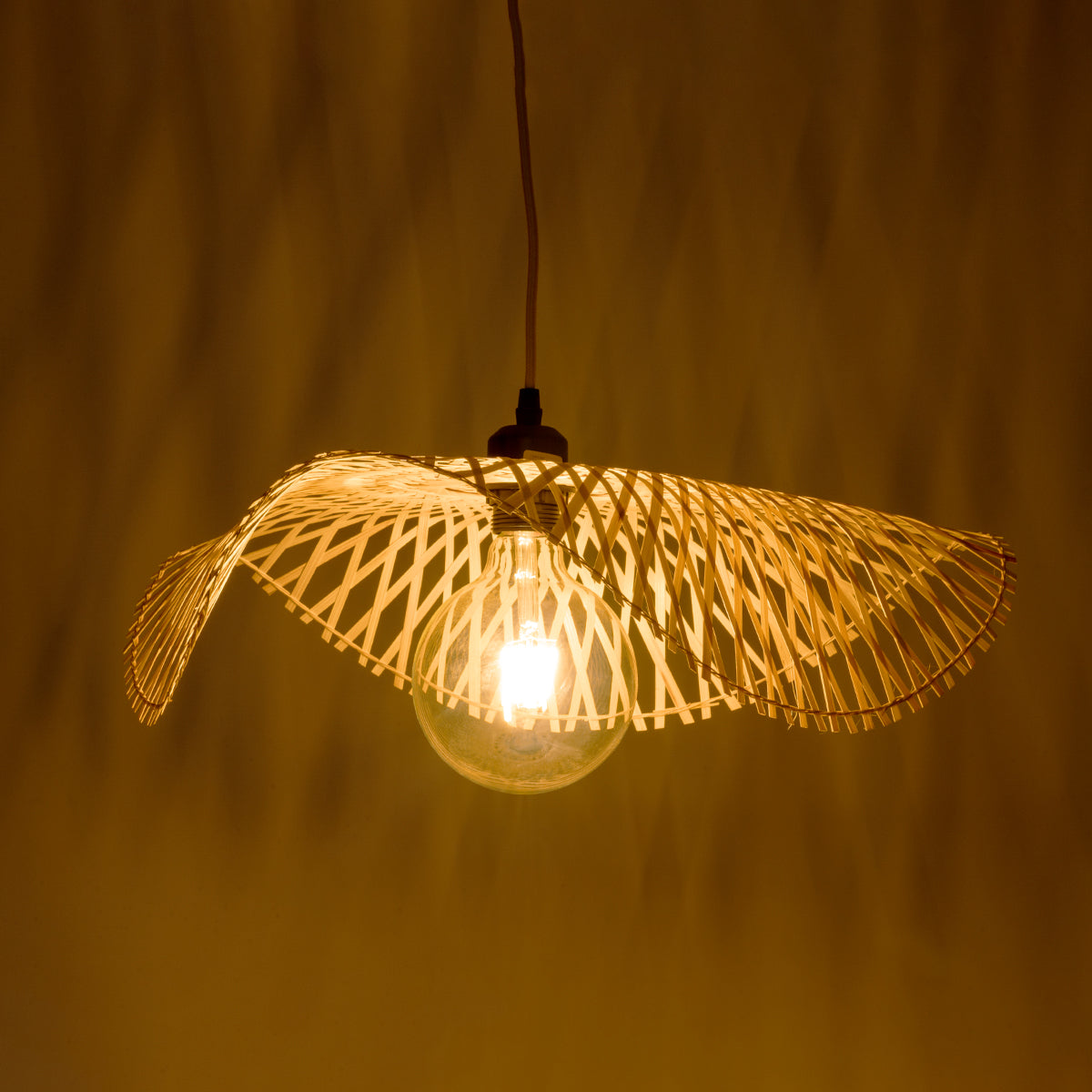 GloboStar® MELEMELE 01840 Boho Κρεμαστό Φωτιστικό Οροφής Μονόφωτο 1 x E27 AC220-240V IP20 - Φ50 x Υ7cm - Μπεζ Ξύλινο Μπαμπού Πλέγμα - 5 Χρόνια Εγγύηση - ledmania.gr