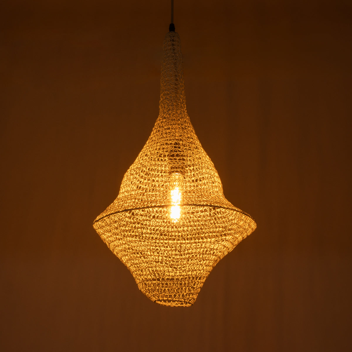 GloboStar® KENTUCKY 01871 Vintage Κρεμαστό Φωτιστικό Οροφής Μονόφωτο 1 x E27 AC220-240V IP20 - Φ35 x Υ60cm - Μπεζ Εκρού Μεταλλικό Πλέγμα - 5 Χρόνια Εγγύηση - ledmania.gr