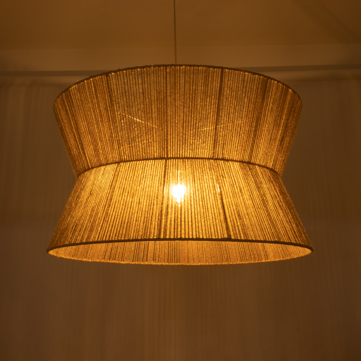 GloboStar® BISBEE 02205 Boho Κρεμαστό Φωτιστικό Οροφής Μονόφωτο 1 x E27 AC220-240V IP20 - Φ80 x Υ48cm - Μπεζ Λεπτό Σχοινί Τριχιά Πλέγμα - 5 Χρόνια Εγγύηση - ledmania.gr