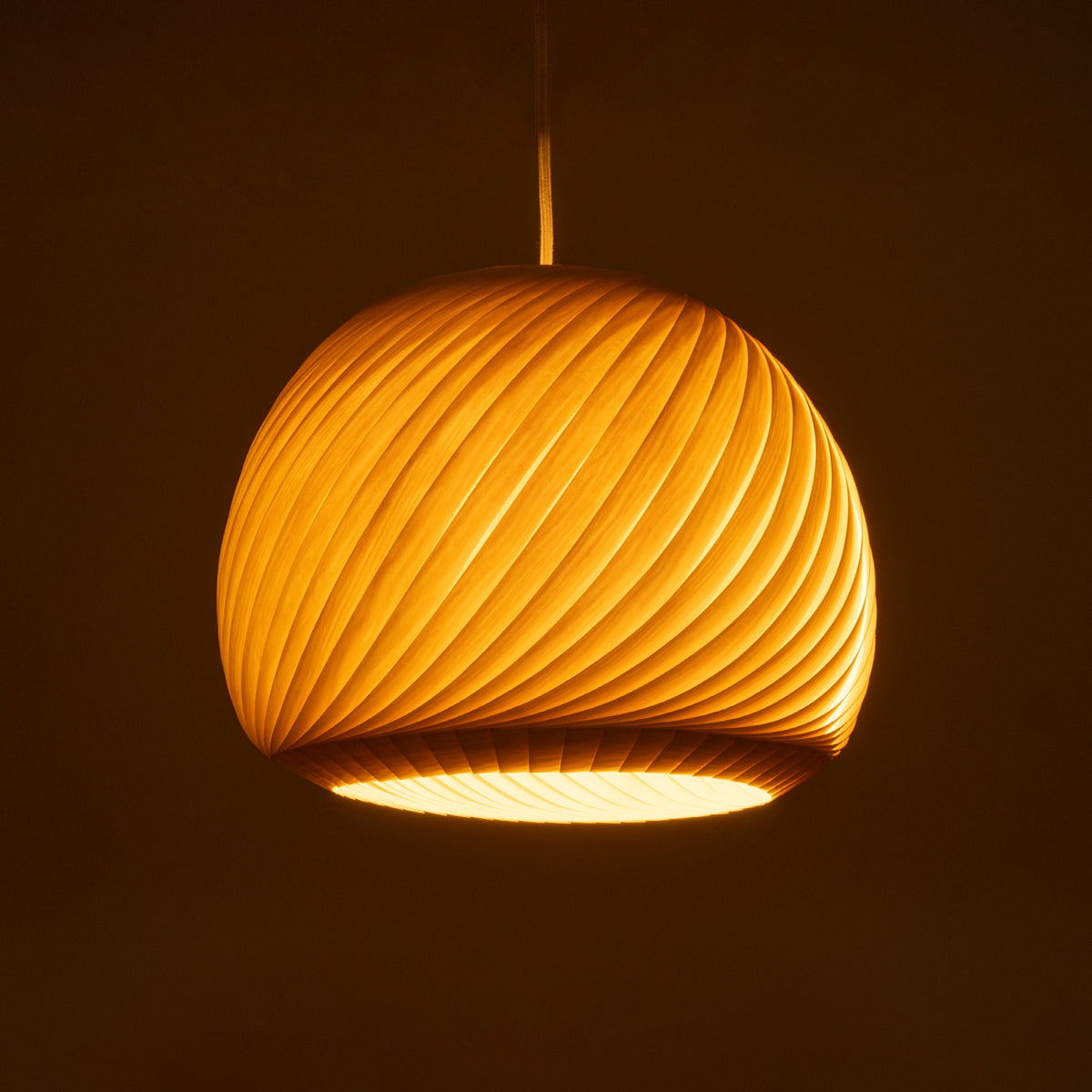 GloboStar® KAILANI 02242 Boho Κρεμαστό Φωτιστικό Οροφής Μονόφωτο 1 x E27 AC220-240V IP20 - Φ40 x Υ30cm - Μπεζ Λεπτό Φύλλο Ξύλου Πλέγμα Καμπάνα - 5 Χρόνια Εγγύηση - ledmania.gr