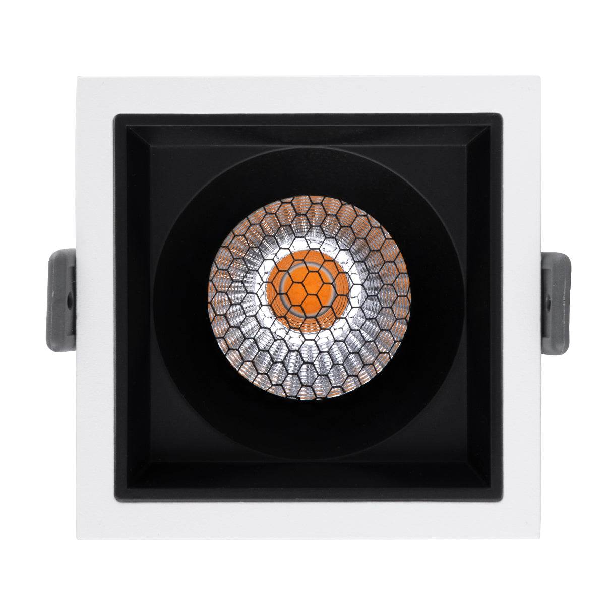 GloboStar® PLUTO-M 60271 Χωνευτό LED Spot Downlight TrimLess Μ8.4xΠ8.4cm 10W 1250lm 38° AC 220-240V IP20 Μ8.4 x Π8.4 x Υ5.9cm - Τετράγωνο - Λευκό με Μαύρο Κάτοπτρο & Anti-Glare HoneyComb - Θερμό Λευκό 2700K - Bridgelux COB - 5 Years Warranty - ledmania.gr