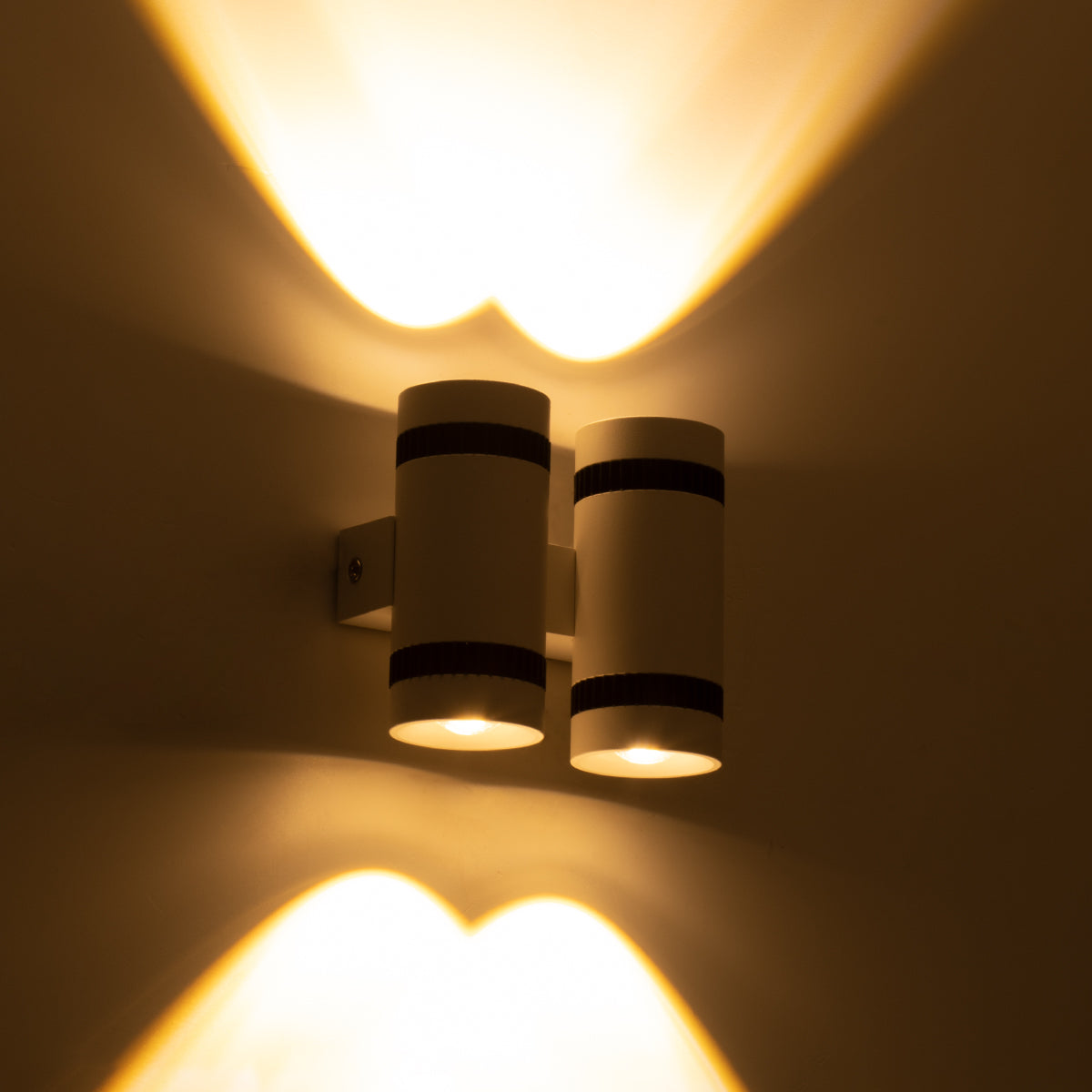 GloboStar® CANNONAL 60578 Φωτιστικό Τοίχου - Απλίκα Αρχιτεκτονικού Φωτισμού Εσωτερικού Χώρου Up & Down LED 20W 2300lm 30° AC 220-240V IP20 Μ12 x Π6.5 x Υ11cm - Θερμό Λευκό 2700K - Λευκό με Μαύρο - Bridgelux Chip - 3 Χρόνια Εγγύηση - ledmania.gr