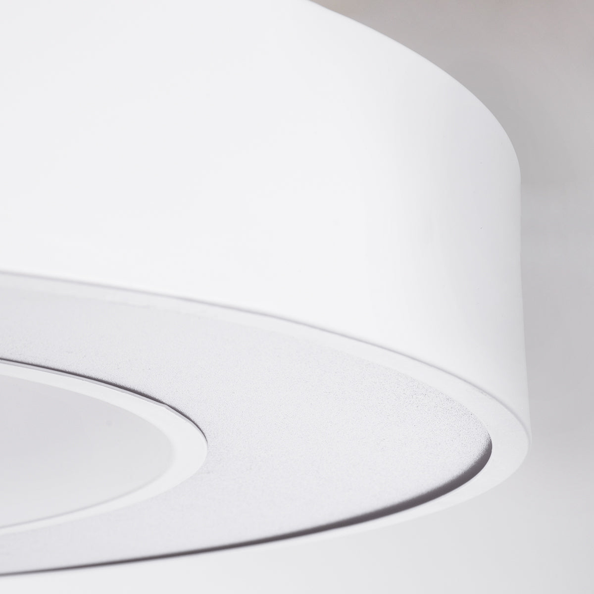 GloboStar® RA 61195 Κρεμαστό Φωτιστικό Δαχτυλίδι-Κύκλος LED CCT 67W 7370lm 120° AC 220-240V - Εναλλαγή Φωτισμού μέσω Τηλεχειριστηρίου All In One Ψυχρό 6000k+Φυσικό 4500k+Θερμό 2700k Dimmable Φ60cm - Λευκό- 3 Years Warranty - ledmania.gr