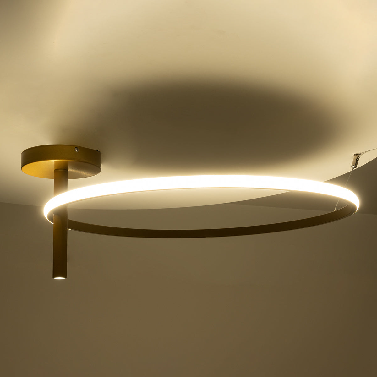 GloboStar® VERONA 61225 Φωτιστικό Οροφής Δαχτυλίδι-Κύκλος LED CCT 36W 4032lm 360° AC 220-240V - Εναλλαγή Φωτισμού μέσω Διακόπτη On/Off All In One Ψυχρό 6000k+Φυσικό 4500k+Θερμό 2700K Φ60 x Υ26cm - Χρυσό Βούρτσας - 3 Χρόνια Εγγύηση - ledmania.gr
