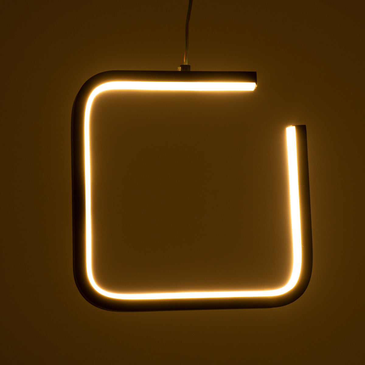 GloboStar® CEROBA 61308 Κρεμαστό Φωτιστικό Οροφής Linear Design LED CCT 12W 1320lm 360° AC 220-240V - Εναλλαγή Φωτισμού μέσω Διακόπτη On/Off All In One Ψυχρό 6000k+Φυσικό 4500k+Θερμό 2700k Μ22 x Π2 x Υ22cm - Μαύρο - 3 Years Warranty - ledmania.gr