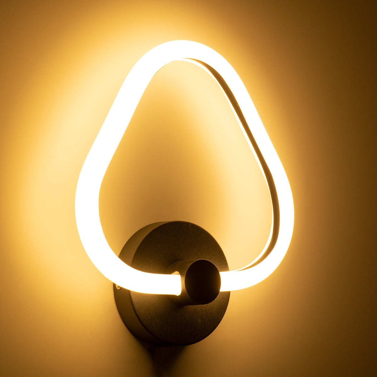 GloboStar® REGINA 61341 Φωτιστικό Τοίχου - Απλίκα Design LED CCT 8W 960lm 360° AC 220-240V - Εναλλαγή Φωτισμού μέσω Διακόπτη On/Off All In One Ψυχρό 6000k+Φυσικό 4500k+Θερμό 2700k Μ25 x Π7 x Υ28.5cm - Μαύρο - ledmania.gr