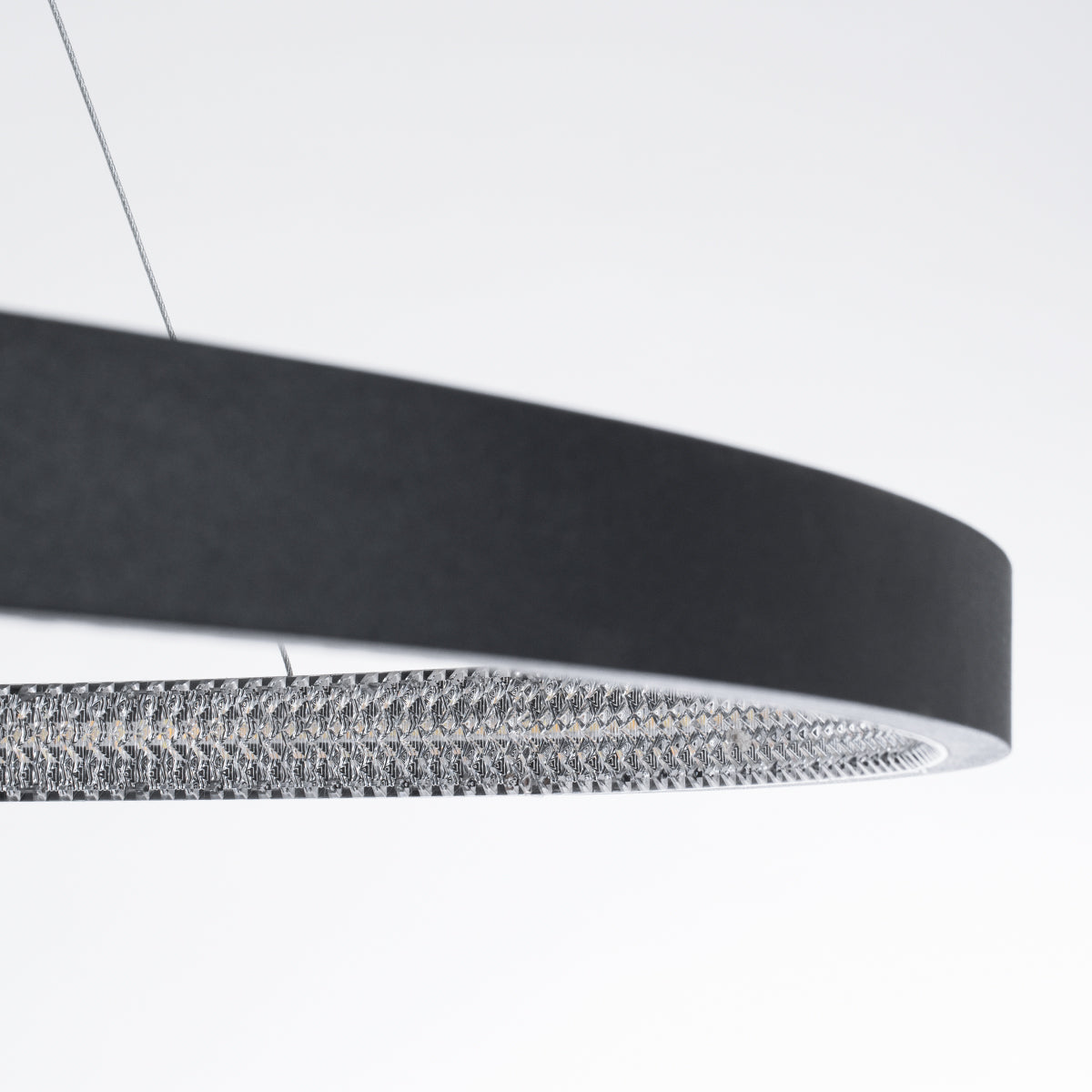 GloboStar® DIAMOND 61520 Κρεμαστό Φωτιστικό Δαχτυλίδι-Κύκλος LED CCT 67W 7504lm 360° AC 220-240V - Εναλλαγή Φωτισμού μέσω Τηλεχειριστηρίου All In One Ψυχρό 6000k+Φυσικό 4500k+Θερμό 2700k Dimmable Φ80cm - Μαύρο - 3 Years Warranty - ledmania.gr
