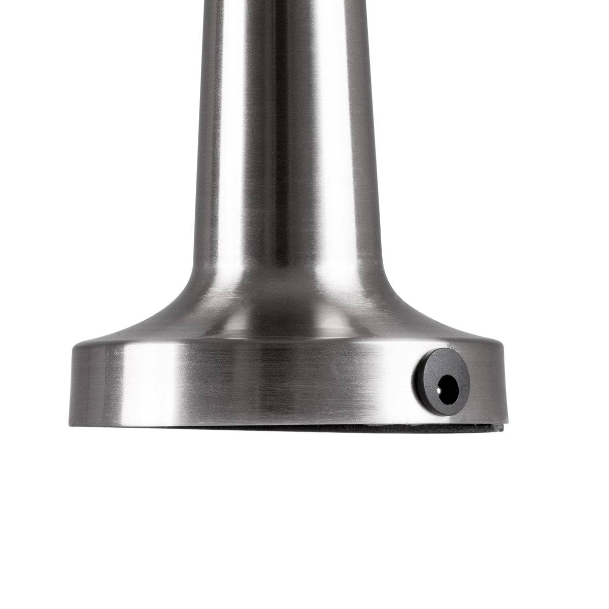 GloboStar® COCO 76510 Μοντέρνο Επιτραπέζιο Φωτιστικό Πορτατίφ LED 1.5W 105lm 120° DC 5V Επαναφορτιζόμενο με Μπαταρία Li-ion 1800mAh - Διακόπτη Αφής με 3 Εντάσεις Φωτισμού Θερμό Λευκό 2700K Dimmable - Φ10 x 22cm - Ασημί - ledmania.gr