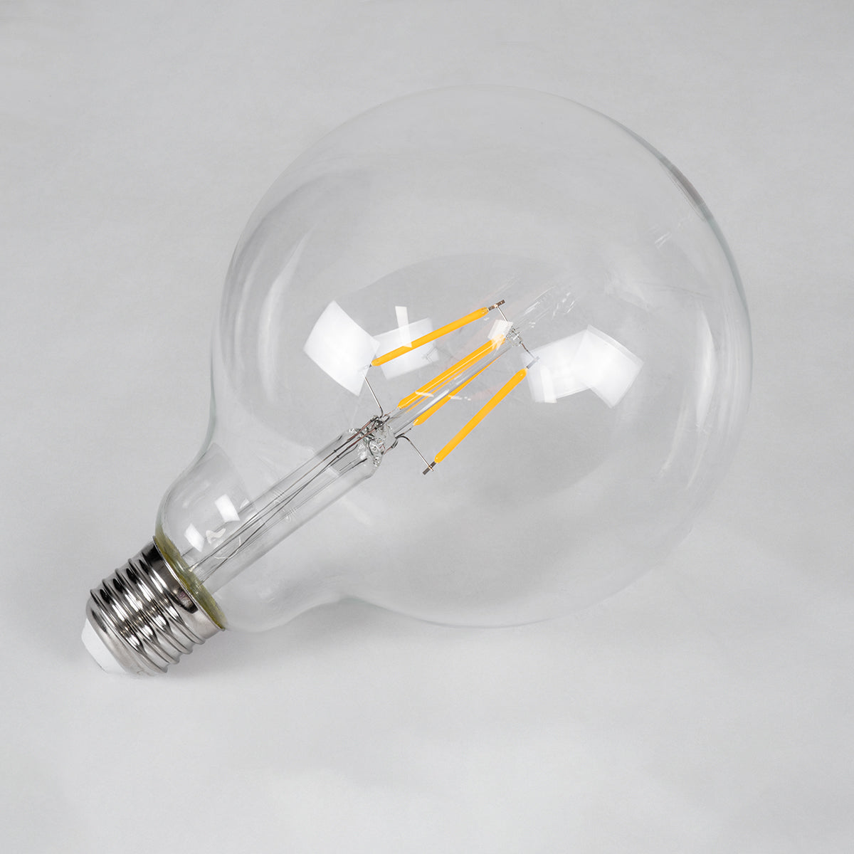 GloboStar® 99012 Λάμπα LED Long Filament E27 G125 Γλόμπος 4W 400lm 360° AC 220-240V IP20 Φ12.5 x Υ18cm Θερμό Λευκό 2700K με Διάφανο Γυαλί - Dimmable - 3 Years Warranty