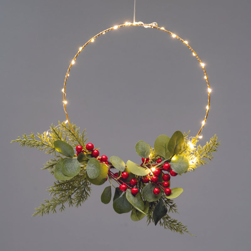 RING LEAVES BERRIES ΔΙΑΚΟΣΜ ΚΡΕΜΑΣΤΟ 40LED ΛΑΜΠ ΘΕΡΜΑ ΜΠΑΤ 3ΧΑΑ (ΔΕΝ ΣΥΜΠ) IP20 ΔΙΑΜ:30cm 30cm ΚΑΛ - ledmania.gr